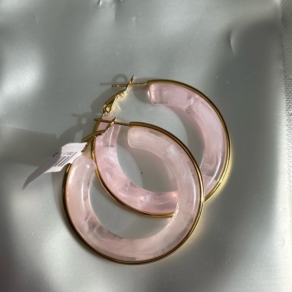Jewelry - Gold & Pink Resin Hoop Earrings - Women Jewelry
